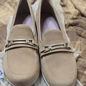 Aravon Womens JOSIE BIT LOAFER SIZE 9.5D (Wide)